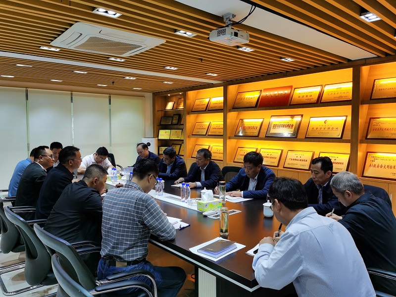 1639731306698929.jpg 20211215董事長一行到珠調(diào)研.jpg